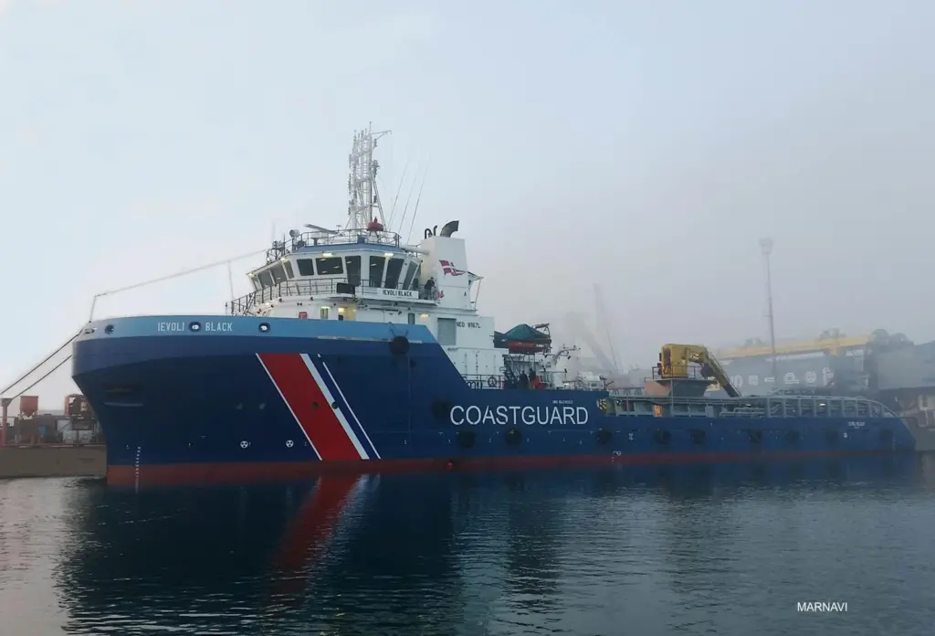 Ievoli Black in its new UK Coastguard colours (Ardent)
