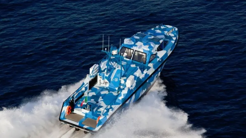 The 15.83 metre long hull is powered by a pair of MAN diesels with each one producing up to 800hp