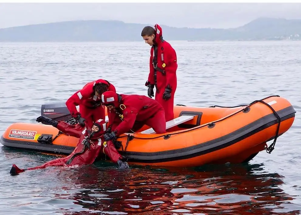 SOLAS 420 Rescue RIB