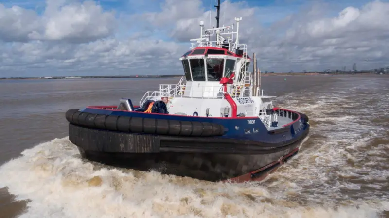 Fendering to the usual high standard for a shiphandling tug is included (RAL)