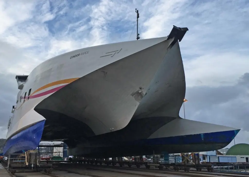 'Condor Rapide' has undergone refit at Cherbourg