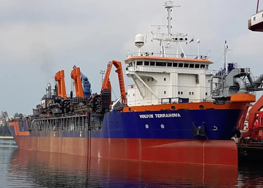 Trailing suction hopper dredger ‘Volvox Terranova’ has been restored and modified following mine damage
