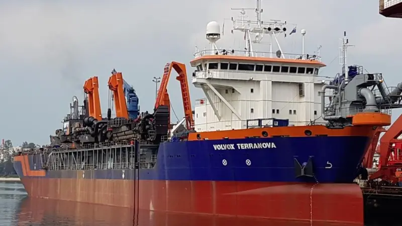 Trailing suction hopper dredger ‘Volvox Terranova’ has been restored and modified following mine damage