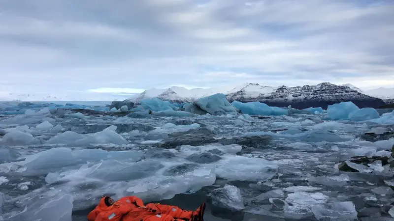 The Arctic 25 suit has proven has proven immersion abilities for 25 hours in 0°C water