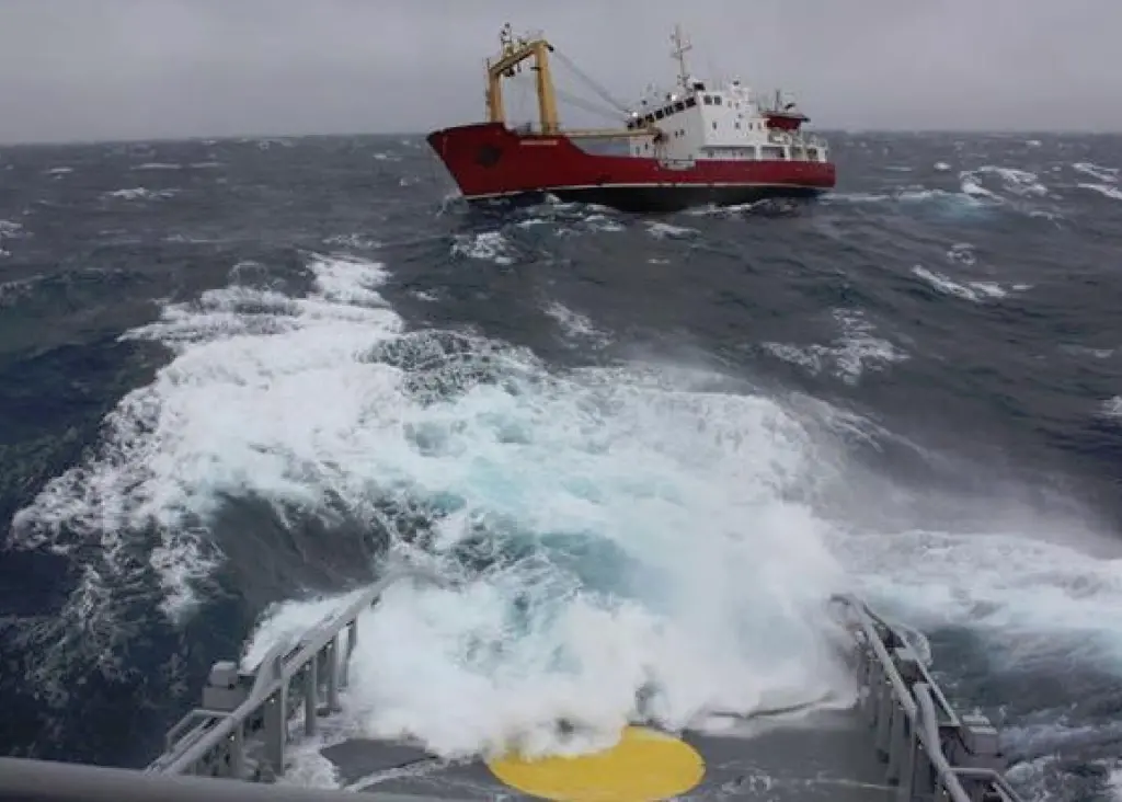 The towing ability of 'KV Bergen' being put to the test