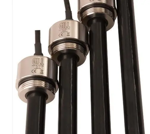 The wetted area on the probe is manufactured with FEP (Fluorinated Ethylene Propylene)