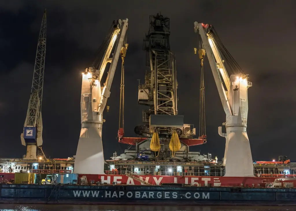 Armitt project managed the operational communication, vessel agency and chartering