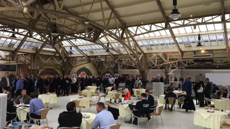 Bringing together potential subcontractors and suppliers