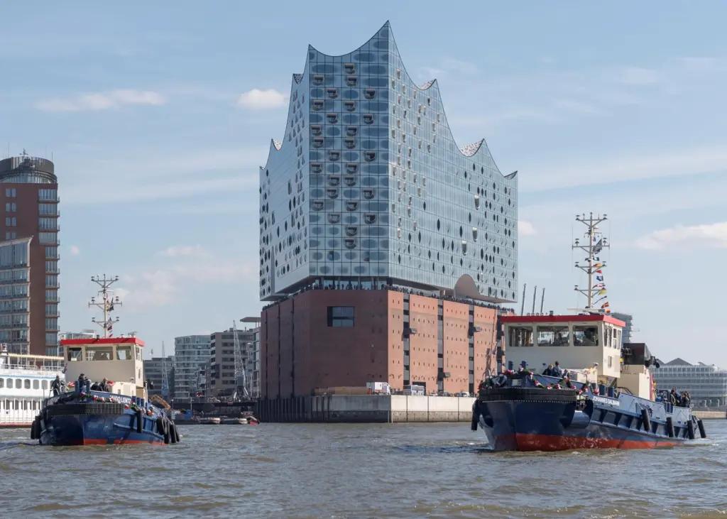 More icebreakers for Hamburg (Photo HPA/Schmidt-Wiethoff)