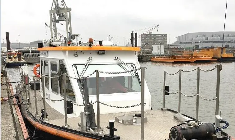 Hamburg Port Authority’s 'Deepenschriewer IV', newly equipped with a Reson SeaBat multibeam system for shallow water operations