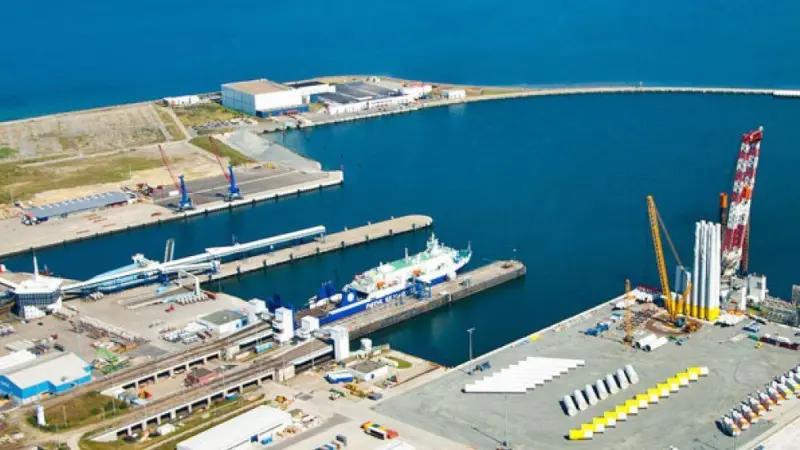 Offshore wind is under development at Mukran. Photo: Mukran Port
