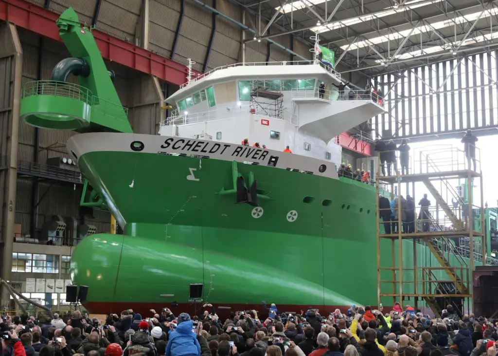 The newbuild dual fuel hopper 'Scheldt River' and sister ship 'Minerva' will enhance DEME’s European fleet this year