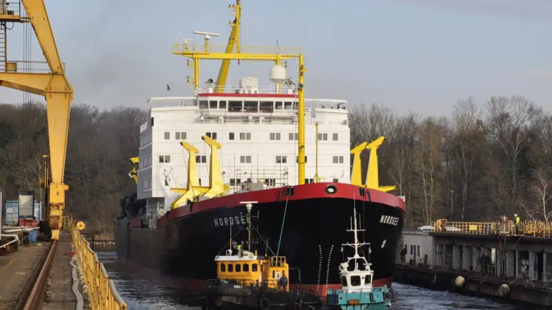 Old Nordsee to get a helping hand on the Elbe (Photo:Nobiskrug)