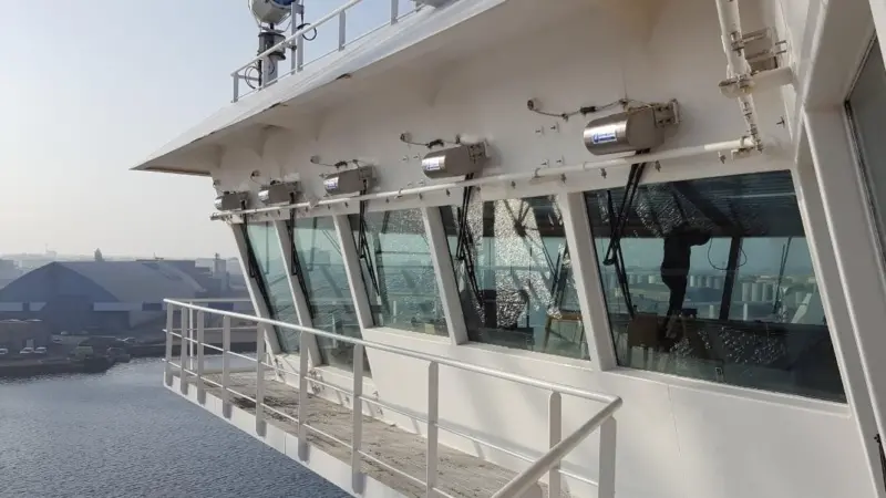 DuroWipers has recently finished the replacement and refurbishment of all the bridge windscreen wipers on the 'Dover Seaway'