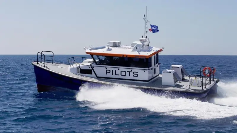 Composite construction Damen Stan Pilot 1505