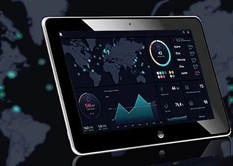 A cloud-based portal enables fleet operators to compare real-time and historical performance indicators and baseline analysis