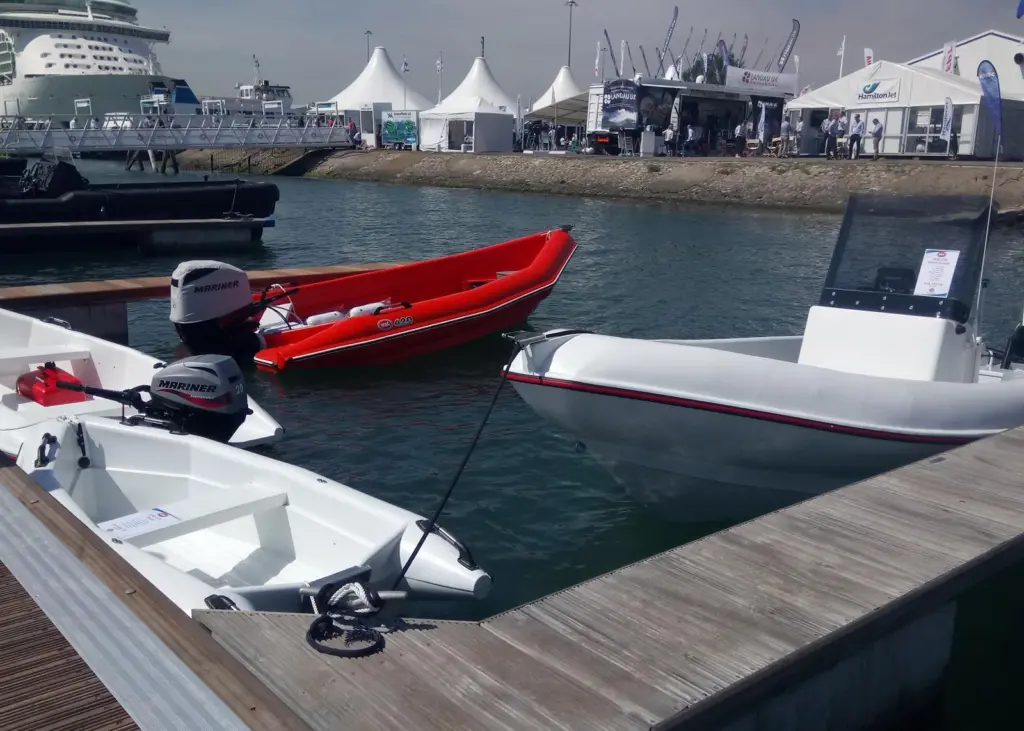 Mac Boats