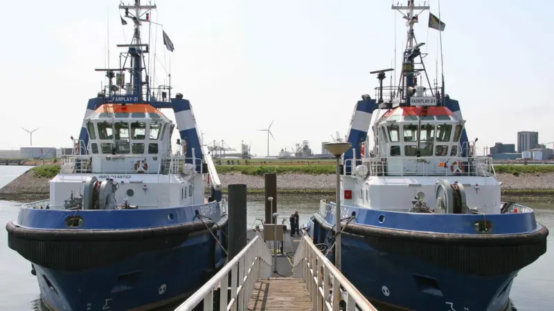 Rotterdam is just one port where Fairplay tugs are operating (Peter Barker)