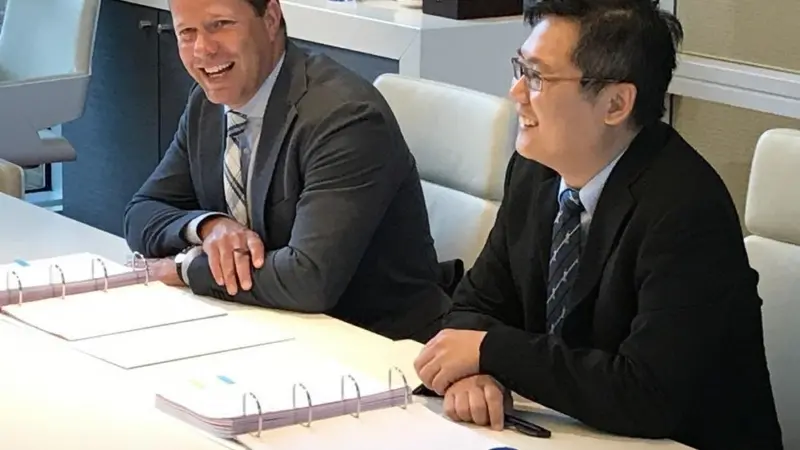 Contract signing