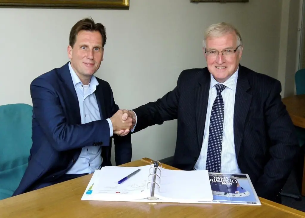 L-R: Huib Giesberts, Manager Logistics Department, Total E&P Netherland. Stephen Blaikie CEO Bibby Marine Services