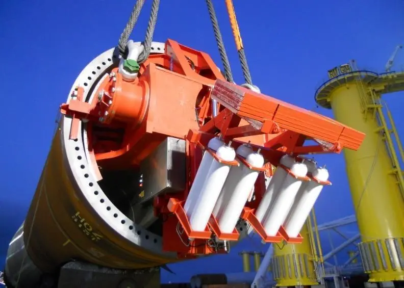 Houlder's Pile Lifting and Upending Tool