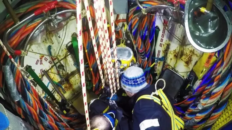 Space in a dive unit can be limited, so Harken’s DRS fits the bell. Photo: Stork Subsea