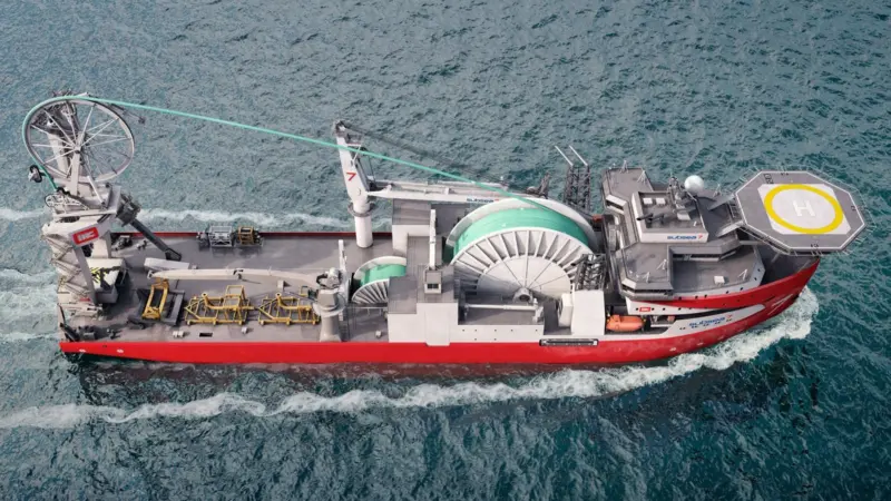 This is the first Subsea 7 vessel to be equipped with a pipe lay system designed, engineered and built by IHC