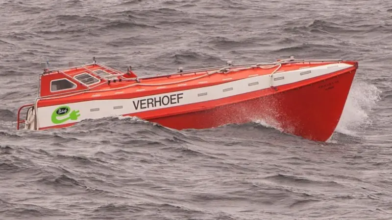 Verhoef electric FFLB at sea