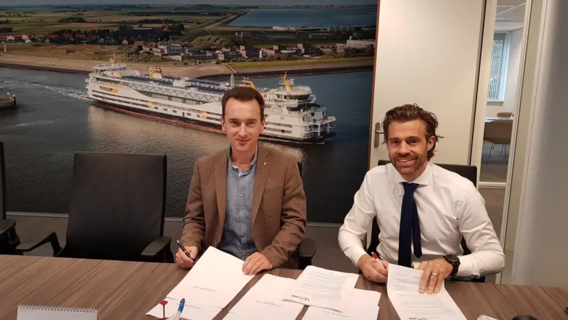 Contract signing