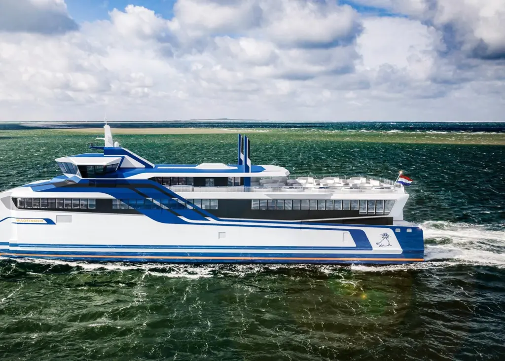 Rederij Doeksen catamaran