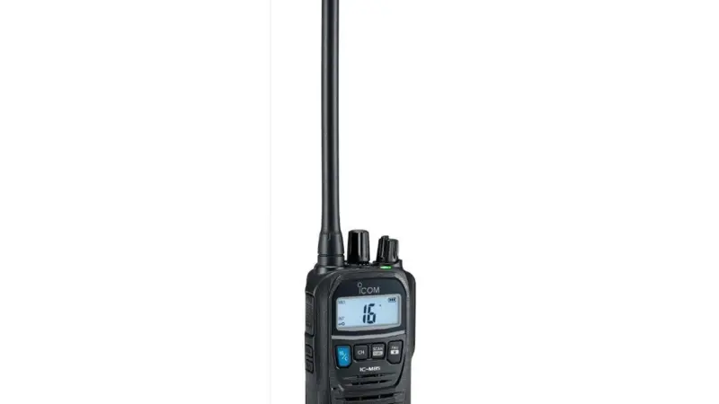 The IC-M85E can be used for both marine and basic PBR applications
