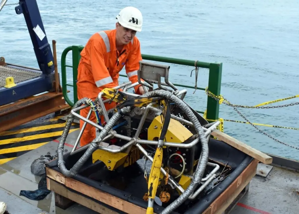 A Moskito being prepared on deck of the 'Surf Allamanda'