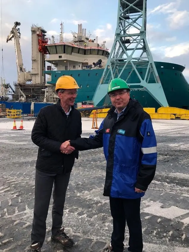 Acta Marine signs up with Ulstein Verft for the construction of their new SOV vessel, from left Rob Boer (AM) and Kristian Sætre (UVE). Photo courtesy: Ulstein Group