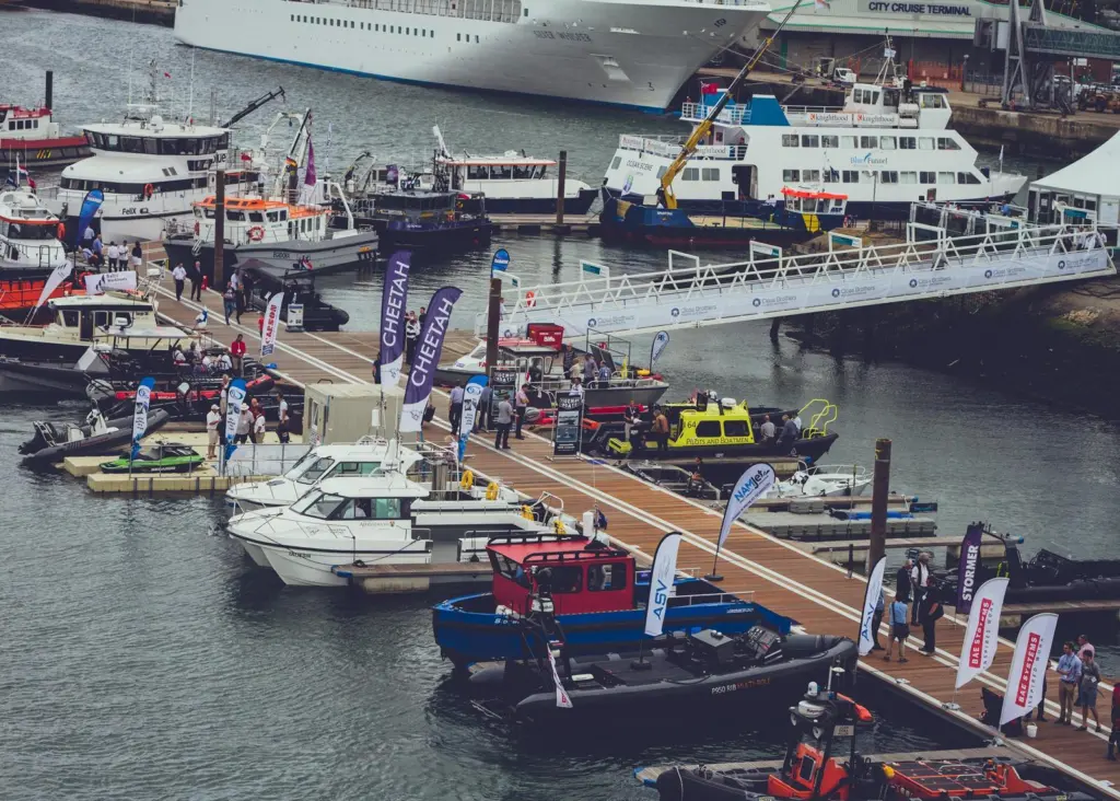 Pontoon vessels at Seawork 2017
