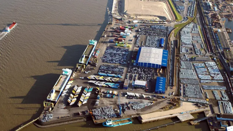 Elbe offshore hub Cuxport (Photo Cuxport)