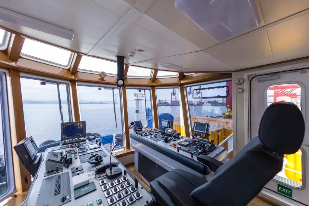 Wheelhouse monitors are placed low down to aid visibility (Med Marine)