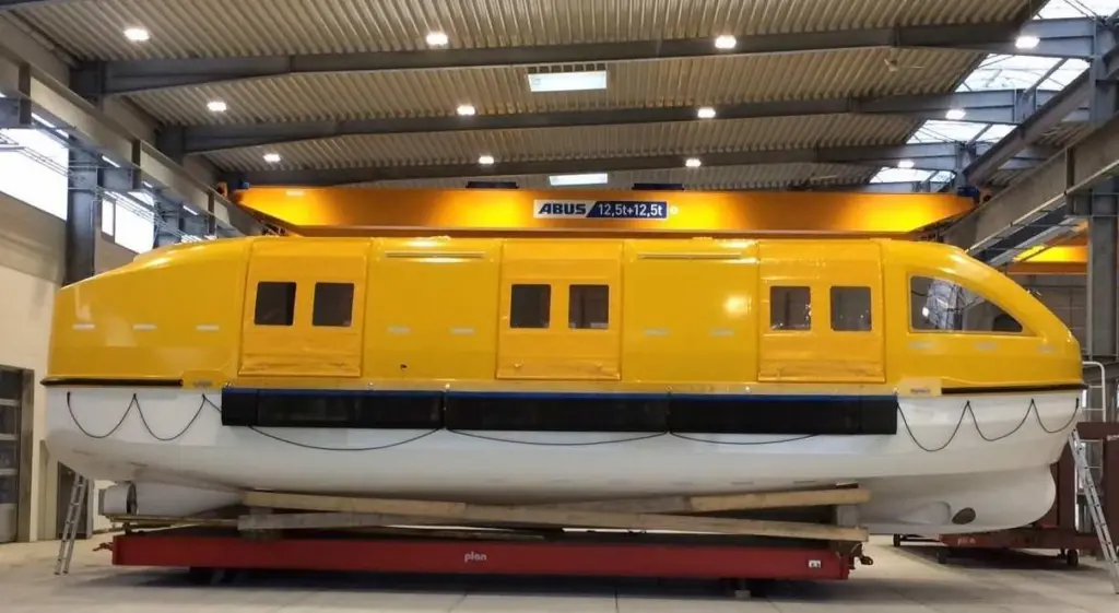This new high capacity lifeboat is claimed to reduce the length of the side of the ship required for lifeboats