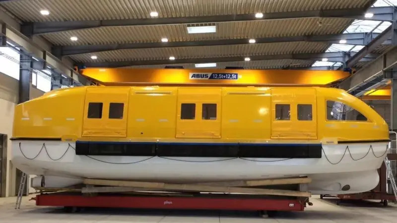 This new high capacity lifeboat is claimed to reduce the length of the side of the ship required for lifeboats