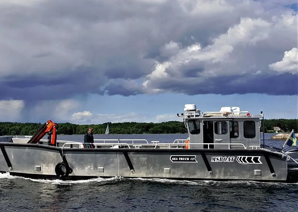 The boat is fitted with an aft wheelhouse that offers seating for six people