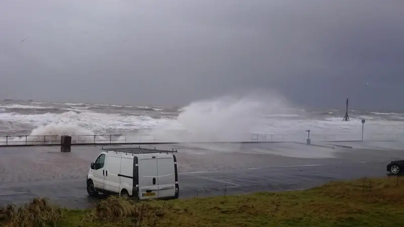 WireWall tool will be used to assess overtopping at vulnerable locations on the 900-metre-long sea wall at Crosby in the North West of England (Photo: Sefton Council)