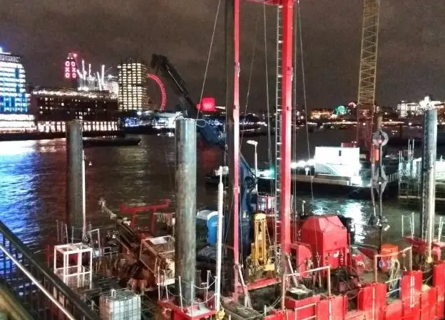 Fugro's 'Skate 2D' jack-up barge