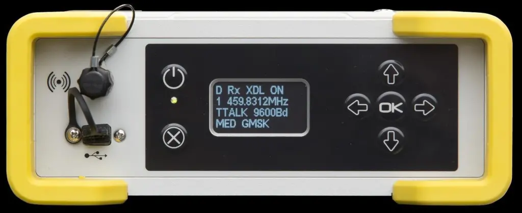 The MPS865 adds new features to improve usability in a congested marine construction site