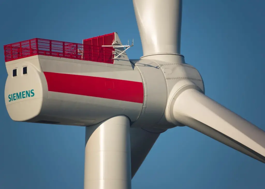 Fassmer adds turbine repair and maintenance to central service pallet