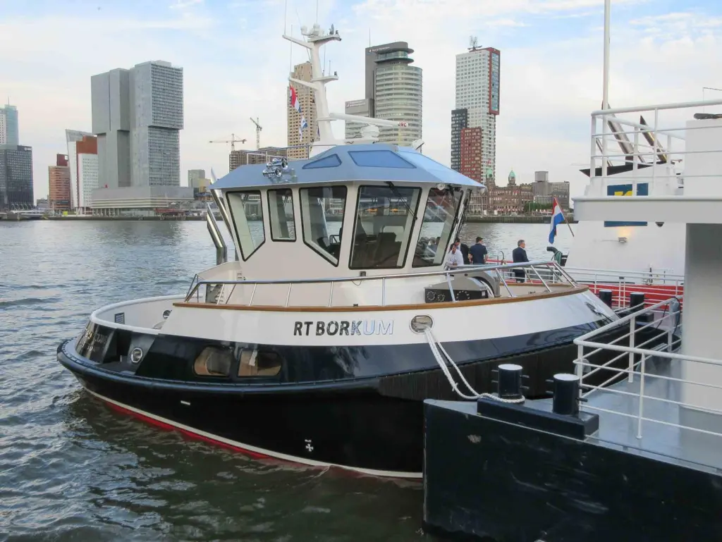 'RT Borkum' provides practical training for tug masters (Peter Barker)
