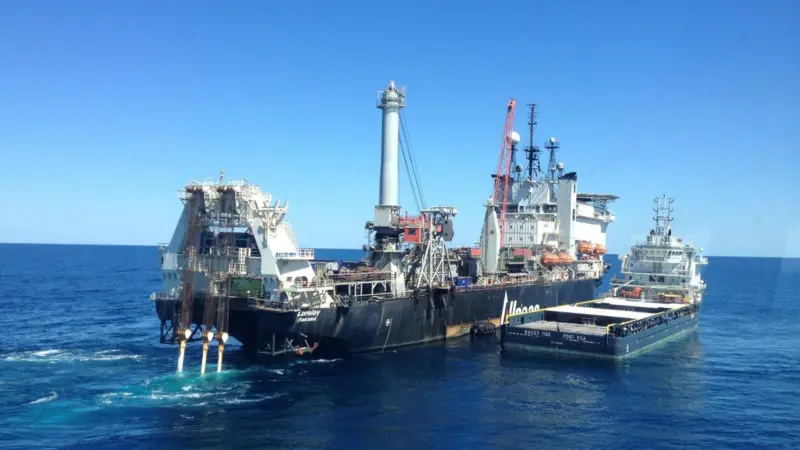 Sonardyne GyroUSBLs mounted on Lorelay’s stinger will track an ROV during touchdown monitoring operations Photo: Allseas