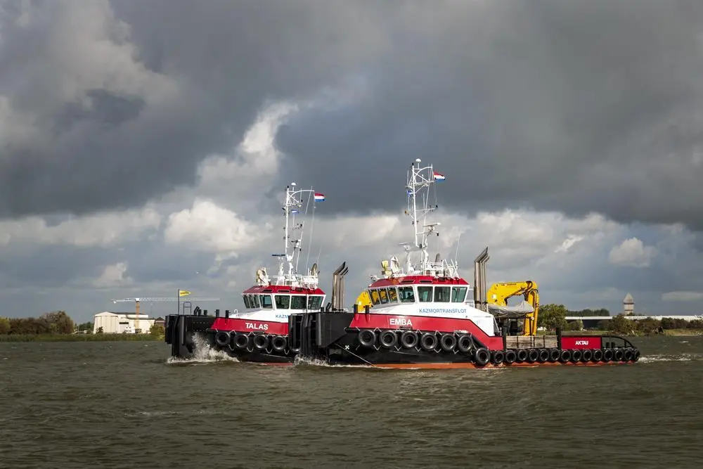 The first two Caspian Shoalbusters shown here have now been joined by the third and final of the order (Damen)
