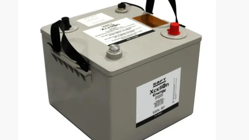The 80Ah, 2.1kWh Li-ion battery weighs 45 lbs. (20 kg).