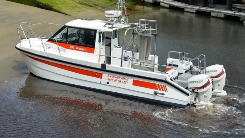 Cheetah’s shallow draught of 0.5m allows complex surveys to be carried out in rapid flow shallow water zones with minimal crew