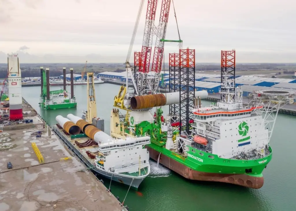 'MV Svenja' foundation transshipment for Geosea