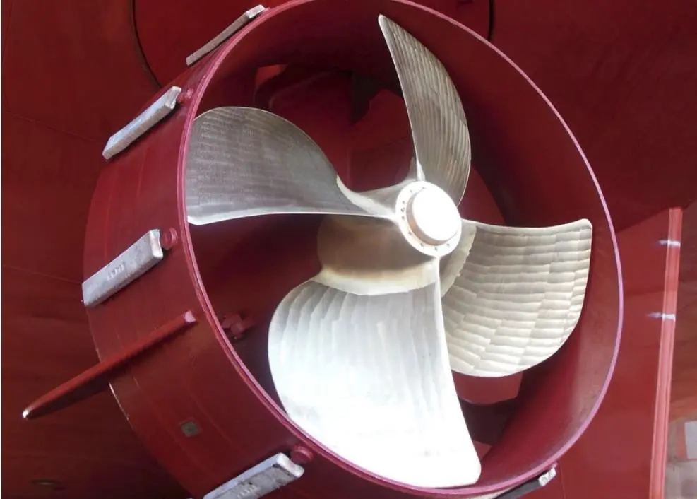 Veth is well known for its range of rudderpropellers